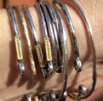 Braçalet esclava de plata amb piquet d'or groc - Imatge 3