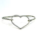 Braçalet esclava de plata amb cor