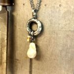 Collaret cadena perla australiana barroca